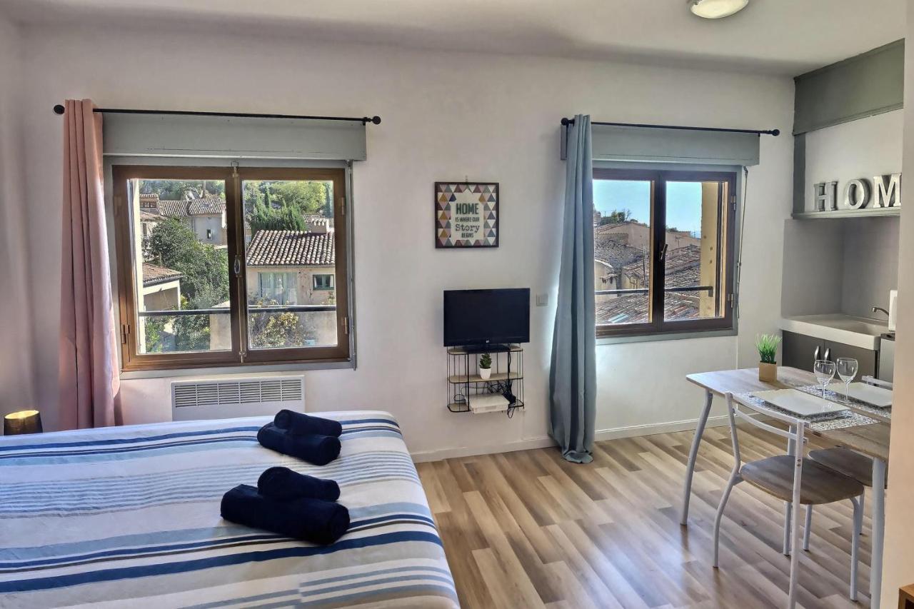 Studio Vue Sur Les Toits, Lumineux Moustiers #2 외부 사진